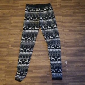 Forever 21 Christmas leggings